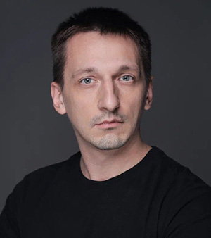Эксперт